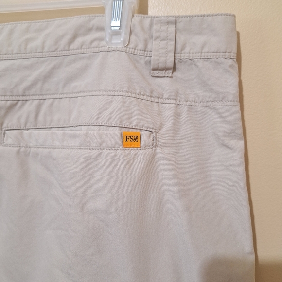 Field & Stream Cargo Shorts - Picture 5 of 6